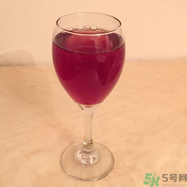 發現變美的方式?使用優格中的乳清美容法