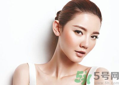 身體美白有哪些小妙招？要想美白要注意什么？