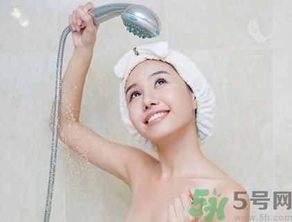 經期可以洗澡嗎？經期可以洗頭嗎？