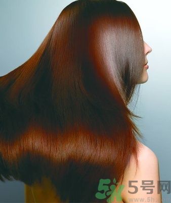 頭發干枯是為什么？頭發干枯的原因？
