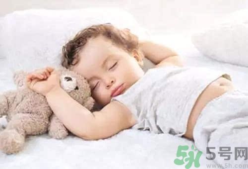 睡眠不足會臉色發黃嗎？睡眠不足有什么危害？
