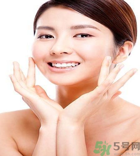 皮膚出油怎么辦？皮膚出油用什么面膜？