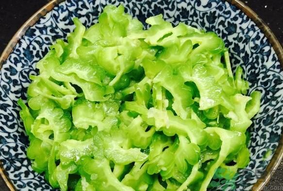 吃苦瓜可以祛痘嗎？苦瓜怎樣吃可以祛痘？