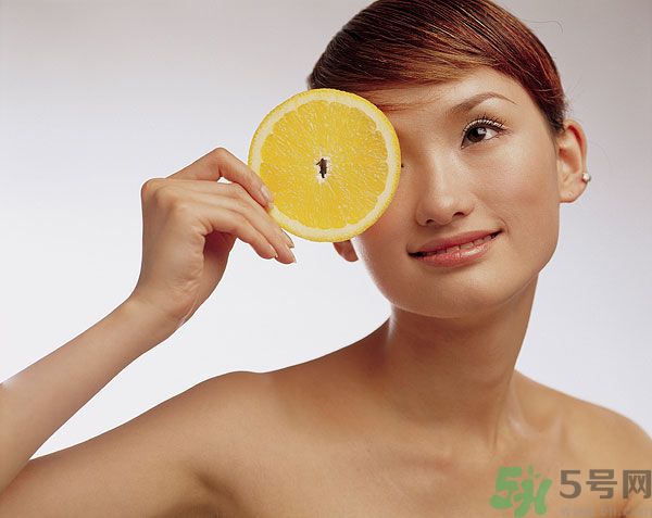 角質(zhì)層薄皮膚干怎么辦？角質(zhì)層薄皮膚怎么護(hù)理？