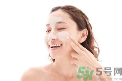 皮膚不好的妹子怎么護理？皮膚不好的妹子怎么辦？