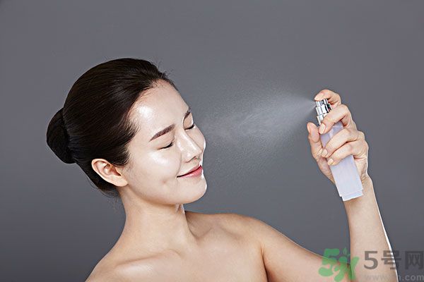 防曬噴霧可以噴臉嗎？防曬噴霧噴臉上好不好？