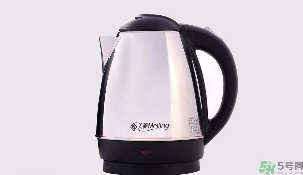 燒水壺水垢怎么去除？怎么去除電熱水壺的水垢？