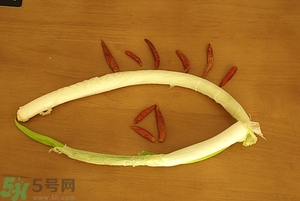 貼雙眼皮貼能變雙眼皮嗎？經常貼雙眼皮有什么危害？