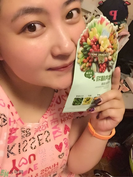 歐尚坊黑面膜怎么樣？歐尚坊黑蒜竹炭蠶絲面膜好用嗎？