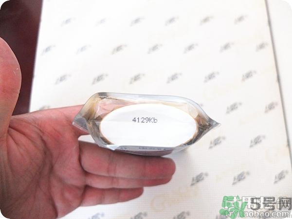 安耐曬為什么那么稀？安耐曬是水狀液體的嗎？