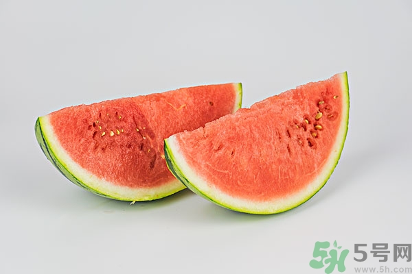 西瓜沒熟透可以吃嗎？西瓜不好吃怎么做好吃？