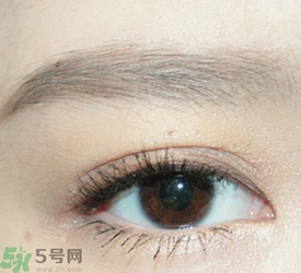 戴眼鏡怎么化妝？眼鏡妝怎么畫