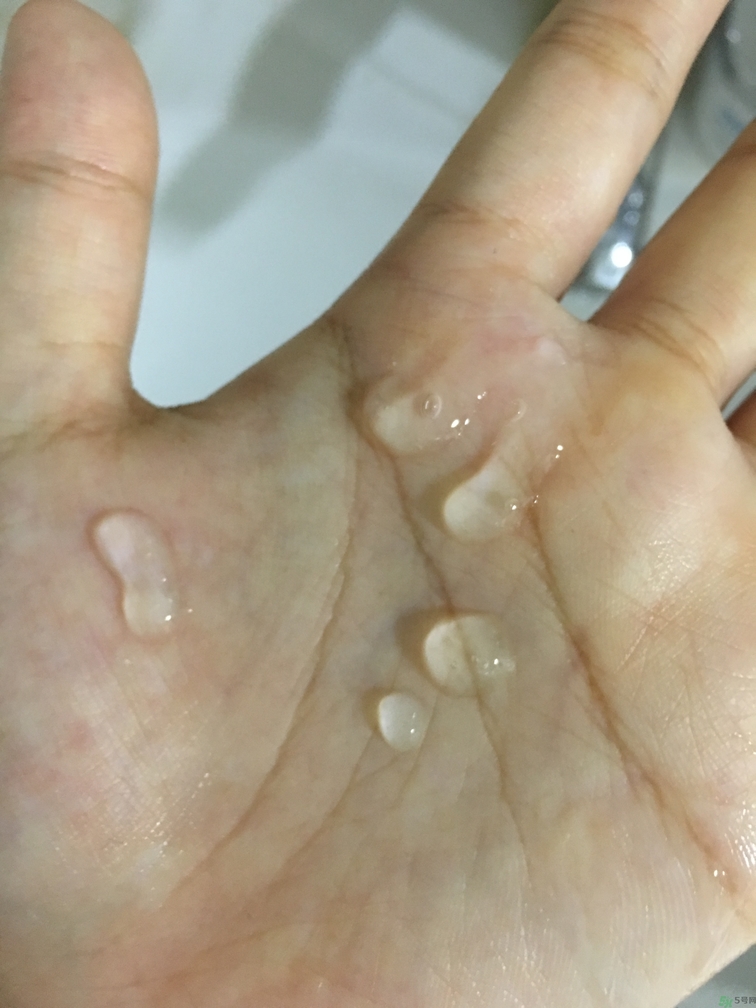 春雨和水光面膜哪個好？春雨面膜和水光面膜哪個好？