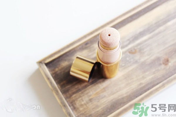 estee lauder氣墊粉底棒怎么樣？雅詩蘭黛氣墊粉底棒好用嗎？