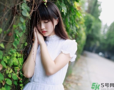 外陰瘙癢有灼熱感是怎么回事？外陰瘙癢有灼熱感怎么辦？