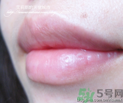 Blistex碧唇小藍罐好用嗎？怎么用？