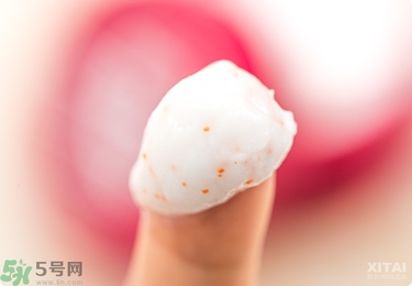 資生堂護手霜怎么樣？資生堂護手霜100g紅罐好用嗎？