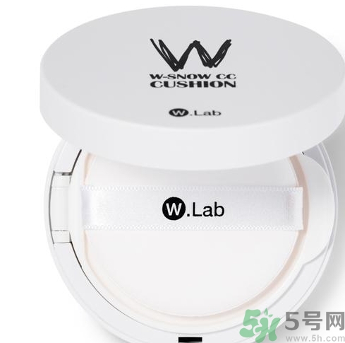 w.lab雪花氣墊黑色款怎么樣？w.lab雪花氣墊黑色和白色區(qū)別？