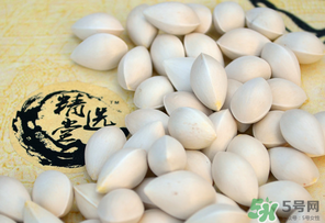 白果發(fā)霉了還能吃嗎？白果發(fā)霉了怎么處理？