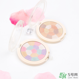 得鮮粉餅怎么樣？the saem修容粉好用嗎？