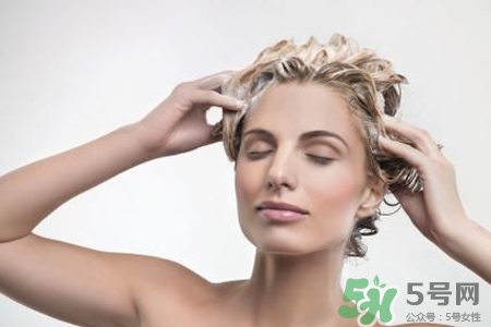 冬天適合用什么洗發(fā)水？冬天用什么洗發(fā)水好？