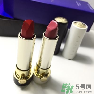 tatcha白管好還是黑管好?tatcha白管和黑管區別