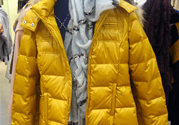 羽絨服需要干洗嗎？羽絨服干洗好還是水洗好？