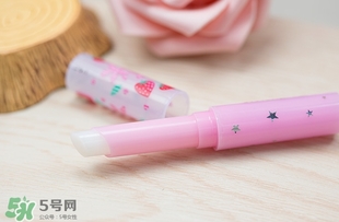 mistine小草莓變色唇膏和草莓變色唇膏區別