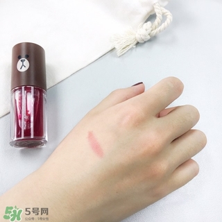 謎尚line friends染唇液真假 謎尚line friends染唇液真假鑒別