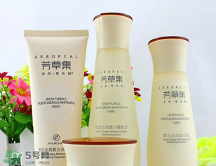 芳草集和佰草集哪個好？芳草集是雜牌子么？