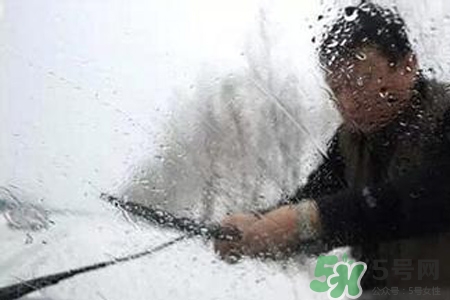 霧霾天怎么開車？霧霾天開車注意事項
