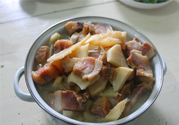 臘肉長毛了還能吃嗎？臘肉長白毛了還能吃嗎？