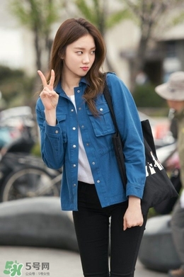 李圣經的衣服什么牌子？李圣經衣服同款