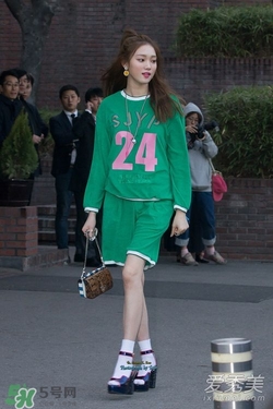 李圣經的衣服什么牌子？李圣經衣服同款