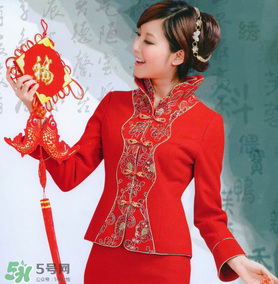 結婚第二天穿什么衣服？回門穿什么衣服？