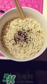 三養火雞面怎么吃?三養火雞面食用方法