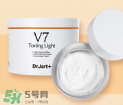 用素顏霜前打隔離霜嗎？用素顏霜之前要用隔離霜嗎