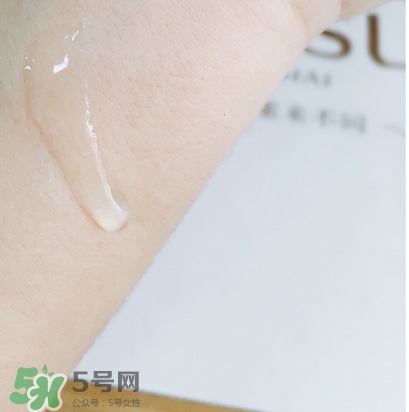 美容液是精華液嗎？美容液和精華液的區別