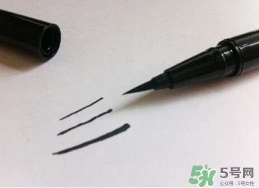 stila詩狄娜眼線筆怎么用？stila眼線筆使用方法