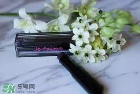 紀(jì)梵希我愛(ài)你口紅多少錢(qián)？紀(jì)梵希情人節(jié)我愛(ài)你刻字口紅價(jià)格