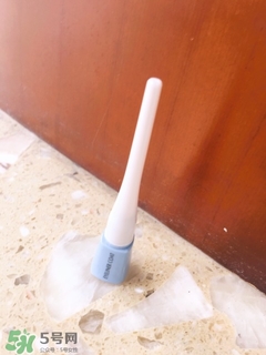 眼線雨衣怎么用？眼線雨衣使用方法
