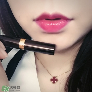 tom ford和ysl哪個好？tom ford和ysl口紅哪個好？