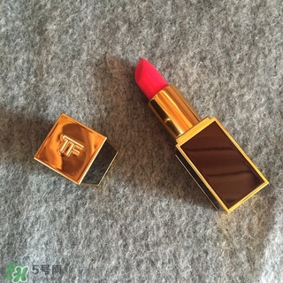 tom ford和mac哪個好？tom ford口紅和mac口紅哪個好？