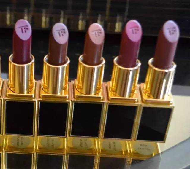 tom ford和迪奧哪個好？tom ford口紅和dior口紅哪個好？