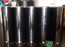 紀(jì)梵希小羊皮是啞光嗎？紀(jì)梵希小羊皮干不干？