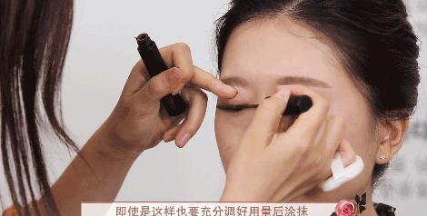 干玫瑰色妝容怎么化？干玫瑰色妝容畫法步驟