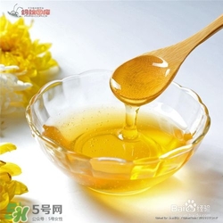 嘴唇干燥是什么原因？嘴唇干裂脫皮怎么辦？