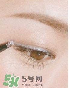 眼線珠光好還是啞光好？眼線珠光啞光區別