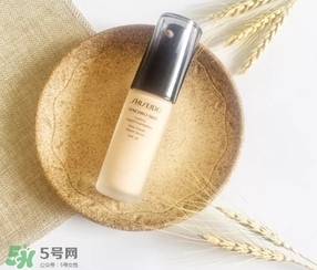 粉底液卡粉怎么辦？粉底液卡粉怎么補救？