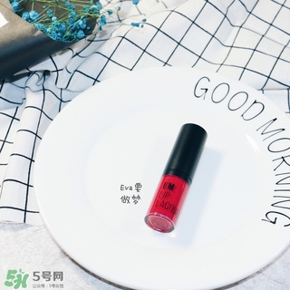 蜜桃色口紅是什么顏色？蜜桃色口紅試色